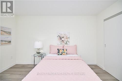 606 - 118 West Street, Port Colborne, ON - Indoor Photo Showing Bedroom