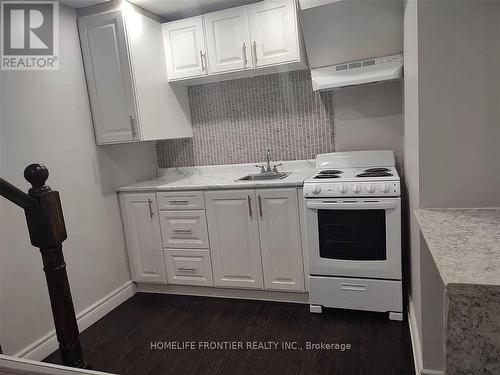 49 Stockbridge Crescent, Ajax, ON - Indoor Photo Showing Kitchen