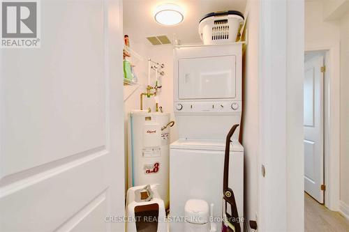 604 - 300 Essa Road, Barrie, ON - Indoor Photo Showing Laundry Room