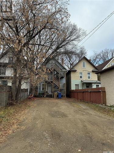 2247 Rae Street, Regina, SK - Outdoor