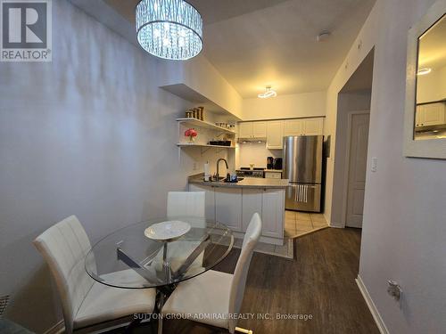 145 - 601 Shoreline Drive, Mississauga, ON - Indoor Photo Showing Dining Room