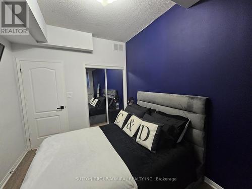 145 - 601 Shoreline Drive, Mississauga, ON - Indoor Photo Showing Bedroom