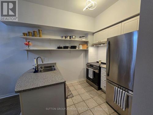 145 - 601 Shoreline Drive, Mississauga, ON - Indoor Photo Showing Kitchen With Double Sink