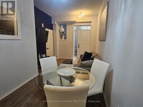 145 - 601 Shoreline Drive, Mississauga, ON - Indoor Photo Showing Dining Room