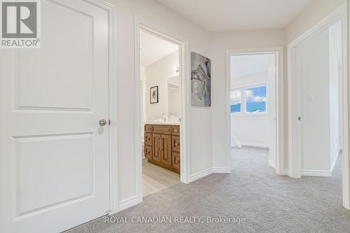 3600 Earlston Crossing E, London, ON - Indoor Photo Showing Other Room