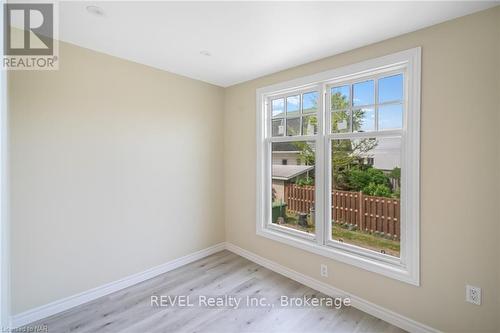 70 Mill Street, Welland, ON - Indoor Photo Showing Other Room