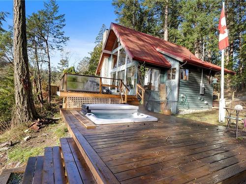 4602 Pecos Rd, Pender Island, BC 