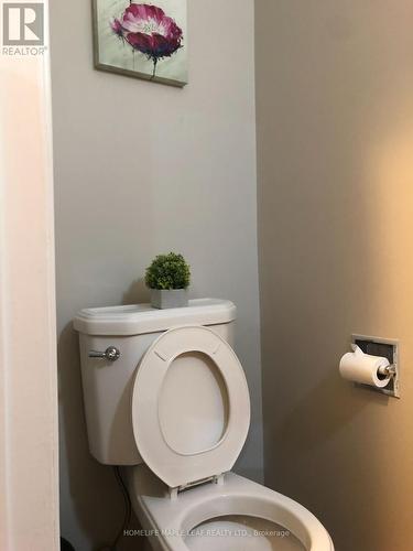 78 Mcmullen Crescent, Brampton, ON - Indoor Photo Showing Bathroom