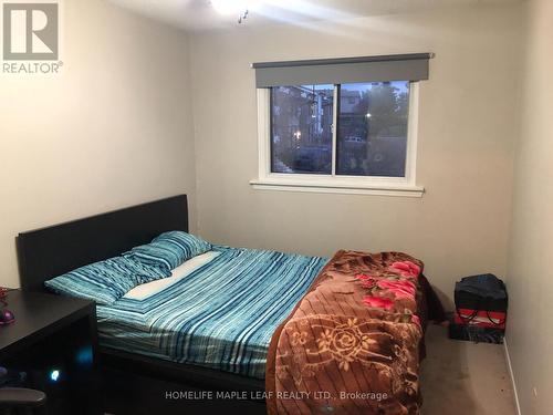 78 Mcmullen Crescent, Brampton, ON - Indoor Photo Showing Bedroom