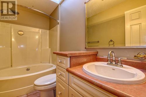 177 Woodland Drive, Williams Lake, BC - Indoor Photo Showing Bathroom