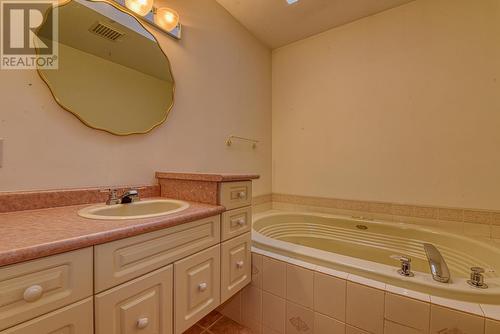 177 Woodland Drive, Williams Lake, BC - Indoor Photo Showing Bathroom