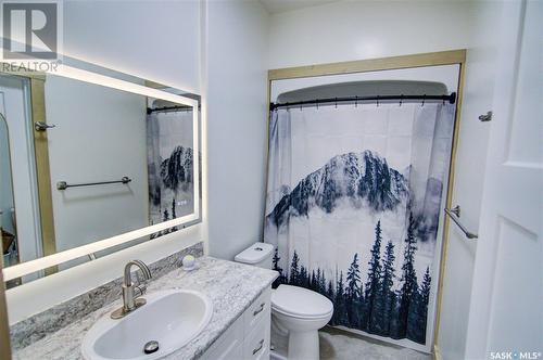 108 Central Avenue, Love, SK - Indoor Photo Showing Bathroom