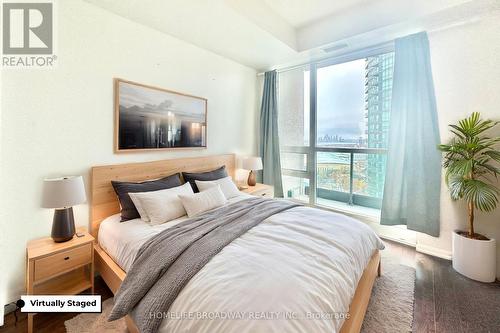 2709 - 215 Fort York Boulevard, Toronto, ON - Indoor Photo Showing Bedroom