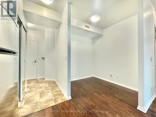 2709 - 215 Fort York Boulevard, Toronto, ON - Indoor Photo Showing Other Room