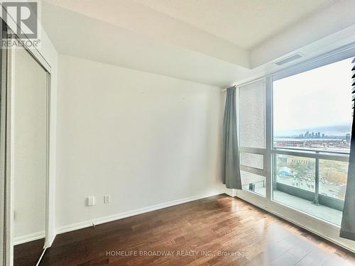 2709 - 215 Fort York Boulevard, Toronto, ON - Indoor Photo Showing Other Room