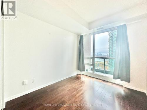 2709 - 215 Fort York Boulevard, Toronto, ON - Indoor Photo Showing Other Room