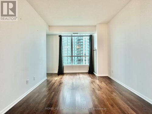 2709 - 215 Fort York Boulevard, Toronto, ON - Indoor Photo Showing Other Room