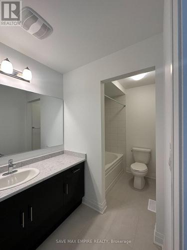 1729 Thames Circle, Milton, ON - Indoor Photo Showing Bathroom