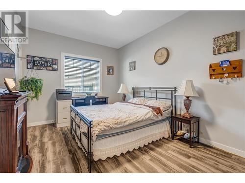 324 K View Crescent, Keremeos, BC - Indoor Photo Showing Bedroom