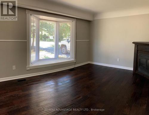 4 Lincoln Crescent, Guelph (Central East), ON - Indoor Photo Showing Other Room With Fireplace