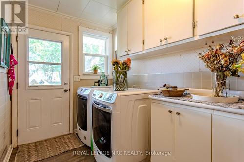 464 Gorham Road, Fort Erie (335 - Ridgeway), ON - Indoor Photo Showing Laundry Room