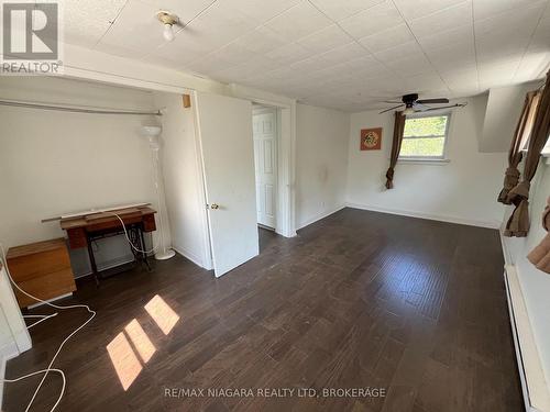 154 Park Street, Fort Erie (335 - Ridgeway), ON - Indoor Photo Showing Other Room