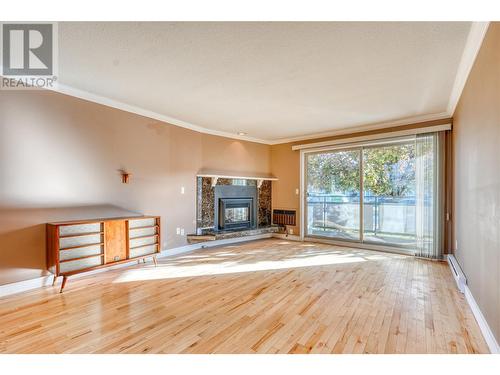 335 Churchill Avenue Unit# 101, Penticton, BC - Indoor With Fireplace