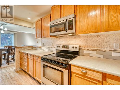 335 Churchill Avenue Unit# 101, Penticton, BC - Indoor Photo Showing Kitchen