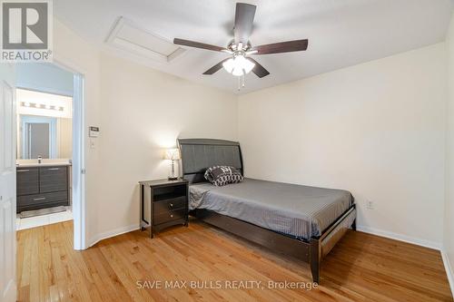 3033 Drumloch Avenue, Oakville, ON - Indoor Photo Showing Bedroom