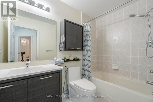 3033 Drumloch Avenue, Oakville, ON - Indoor Photo Showing Bathroom