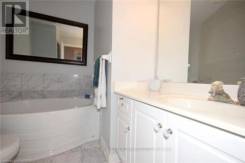 507 - 60 Old Mill Road, Oakville, ON - Indoor Photo Showing Bathroom