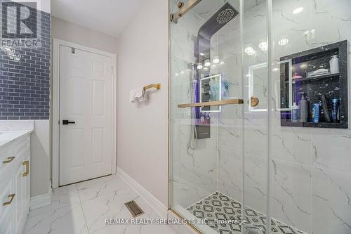 37 Harbourtown Crescent, Brampton, ON - Indoor Photo Showing Bathroom