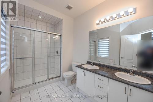 3007 Max Khan Boulevard, Oakville, ON - Indoor Photo Showing Bathroom