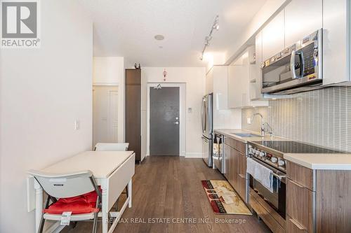 2406 - 33 Shore Breeze Drive, Toronto, ON - Indoor Photo Showing Kitchen With Stainless Steel Kitchen With Upgraded Kitchen