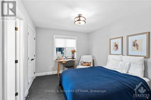 375 Longworth Avenue, Ottawa, ON - Indoor Photo Showing Bedroom