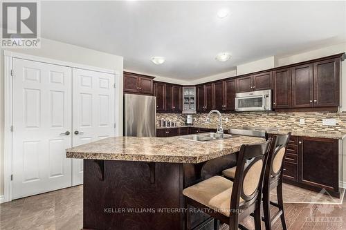 11 Westerra Way, North Grenville, ON - Indoor Photo Showing Kitchen With Double Sink With Upgraded Kitchen