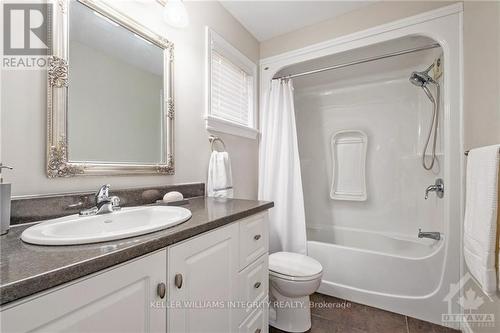 11 Westerra Way, North Grenville, ON - Indoor Photo Showing Bathroom