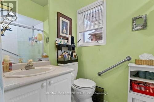 76 Morrison Crescent, Grimsby, ON - Indoor Photo Showing Bathroom