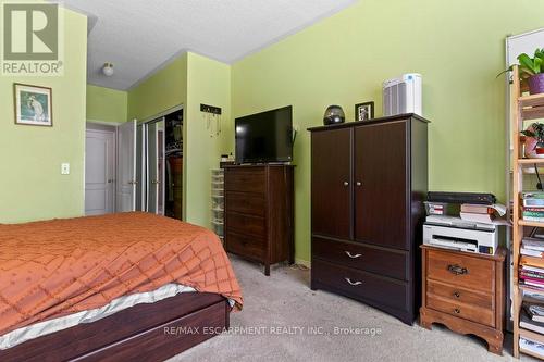 76 Morrison Crescent, Grimsby, ON - Indoor Photo Showing Bedroom