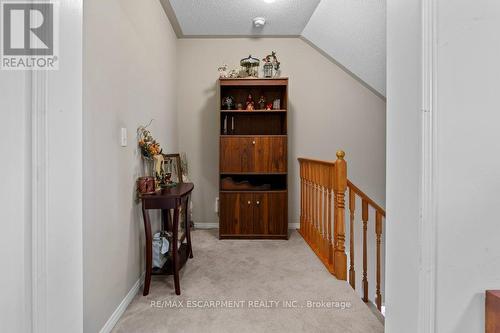 76 Morrison Crescent, Grimsby, ON - Indoor Photo Showing Other Room