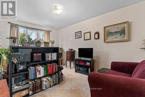 76 Morrison Crescent, Grimsby, ON - Indoor Photo Showing Other Room