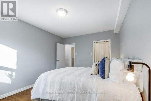 201 - 81 Charlton Avenue E, Hamilton, ON - Indoor Photo Showing Bedroom