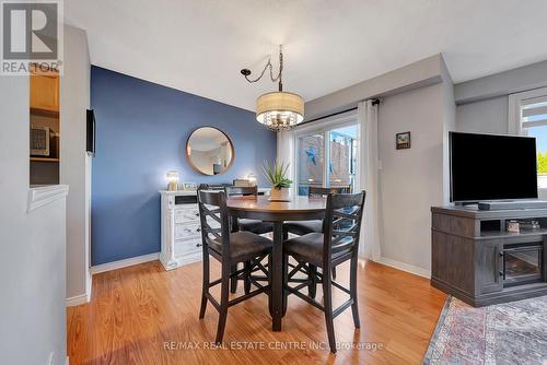 62 Brandy Crescent, Kitchener, ON - Indoor Photo Showing Dining Room