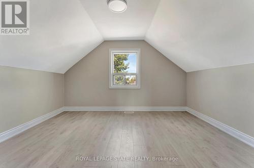 2009 Brampton Street, Hamilton, ON - Indoor Photo Showing Other Room