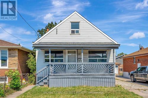 2009 Brampton Street, Hamilton, ON - Outdoor With Deck Patio Veranda