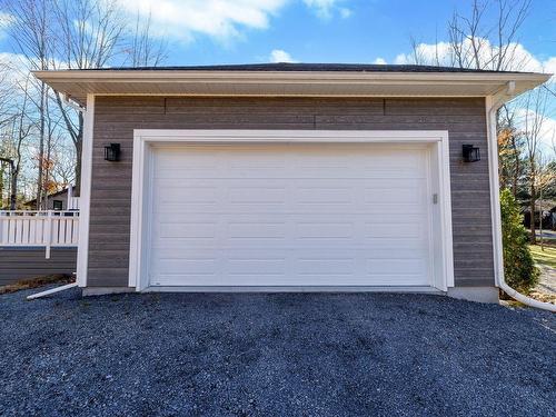 Garage - 2917 Rue Du Cumberland, Saint-Lazare, QC - Outdoor With Exterior