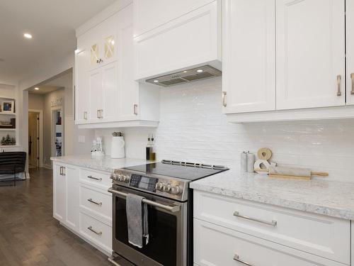 Cuisine - 2917 Rue Du Cumberland, Saint-Lazare, QC - Indoor Photo Showing Kitchen With Upgraded Kitchen