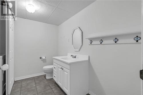 236 Northwoods Crescent, Cornwall, ON - Indoor Photo Showing Bathroom