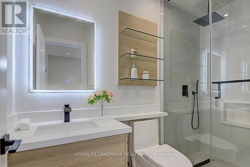 643 Beresford Avenue, Toronto, ON - Indoor Photo Showing Bathroom