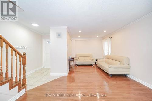 19 Sandy Haven Drive, Toronto, ON - Indoor